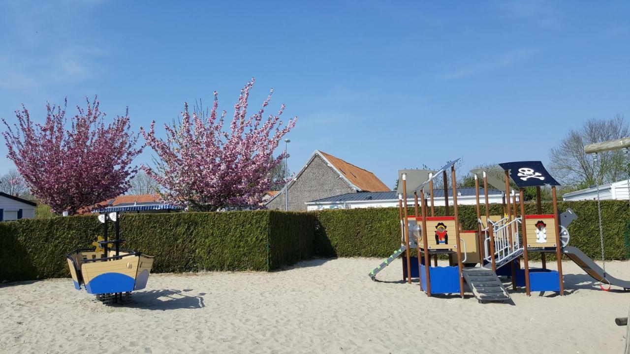 Camping Caravaning Les Cerisiers Berck Sur Mer Verton エクステリア 写真