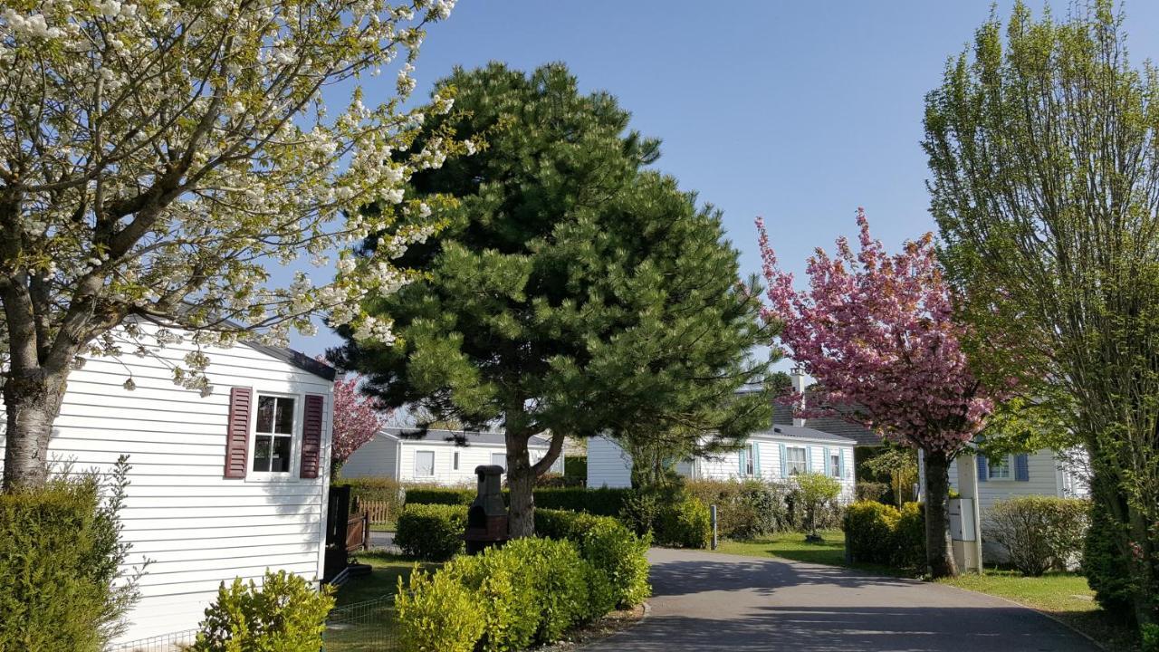 Camping Caravaning Les Cerisiers Berck Sur Mer Verton エクステリア 写真